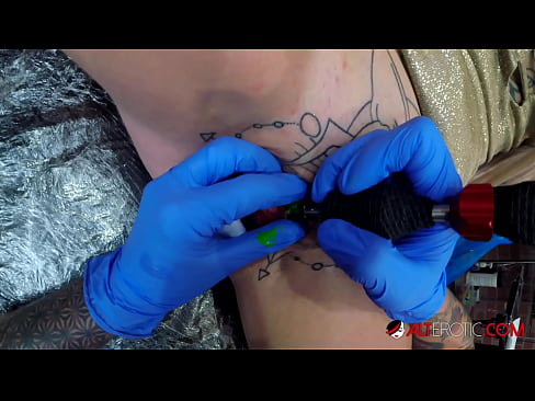 ❤️ Extremamente tatuada, a brasa Sully Savage fez uma tatuagem no seu clítoris ❤❌ Porno vk em nós pt.sex78.ru